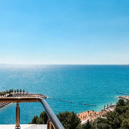 Helia Coast Hotel