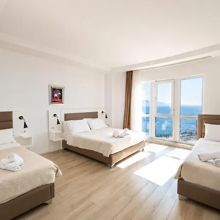 Helia Coast Sarandë